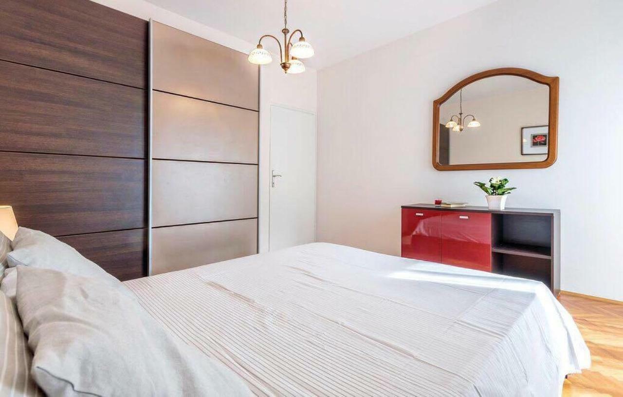 Apartman Eta Daire Pula Dış mekan fotoğraf
